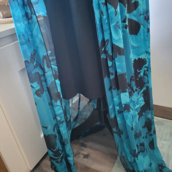 Connected Apparel Size 12 Blue Floral Chiffon Maxi Dress w/ Slit & Built-in Bra - Picture 2 of 9